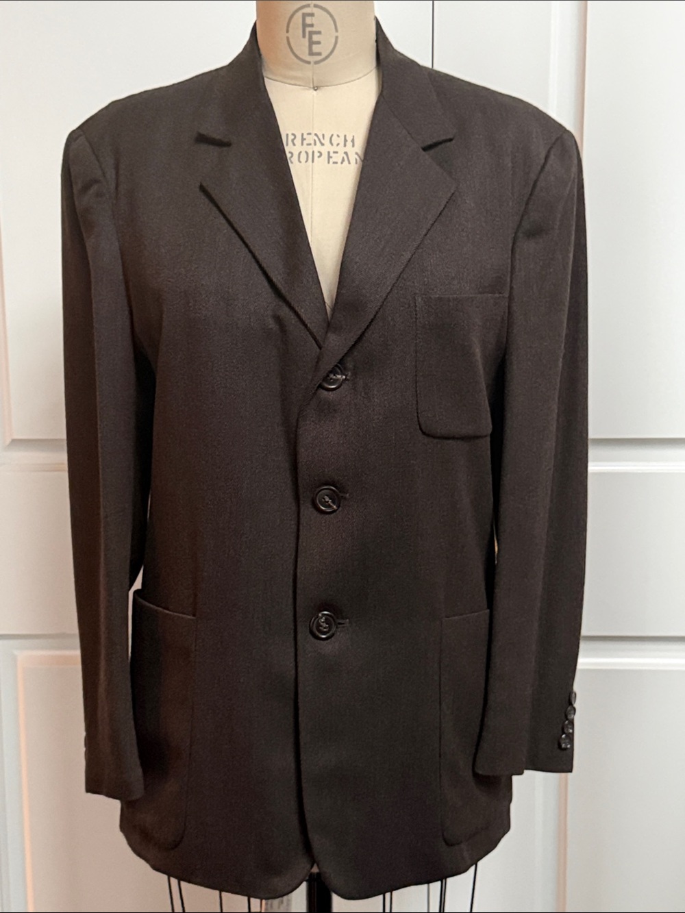 Men's Brown Three-Button Notch Lapel Blazer
